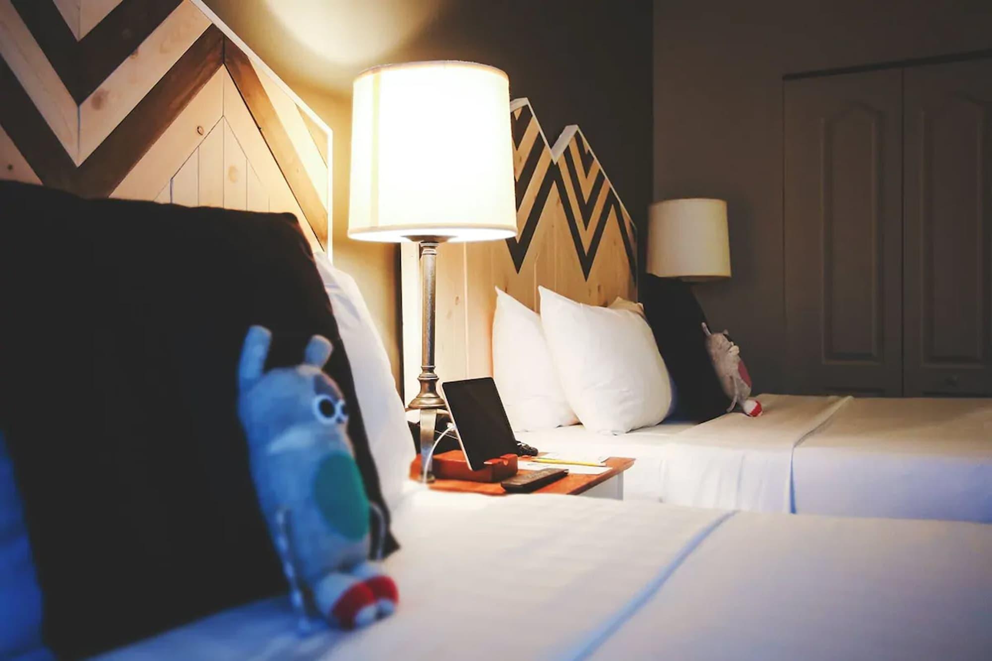 Summit Lodge Boutique Hotel By Paradox Whistler Exterior foto